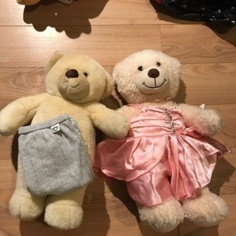 2 build a bear‎ dolls